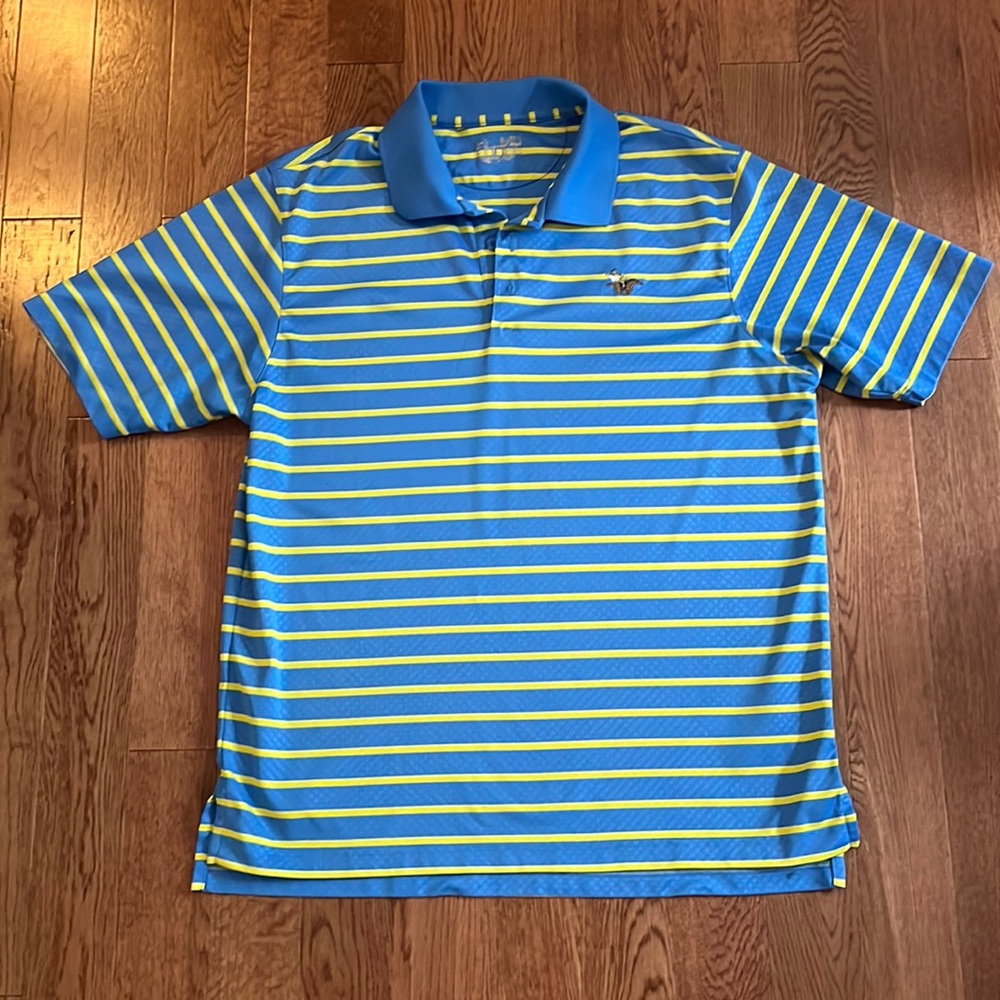 Sleepy Hollow Mens golf polo under armour size medium. Headless horseman logo